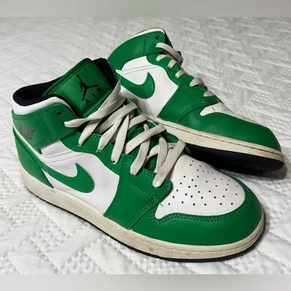 Nike Air Jordan 1 Mid Lucky Green Grade School Basketball Sneakers Shoes 6.5Y - Picture 4 of 15